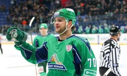 Форвард «Салавата» потроллил «Авангард» после победы в плей-офф конференции «Барыса»