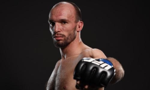 «К сожалению». Дебютный соперник первого казахстанца в UFC высказался о срыве боя
