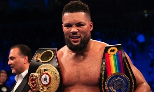 Тренировавшийся с Головкиным нокаутер сразится с восходящей звездой мирового бокса за два титула