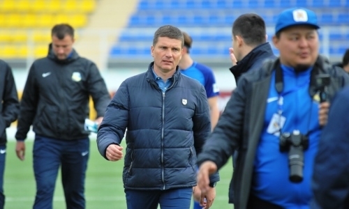 Тренер задвинул воодушевляющую речь, после которой «Каспий» едва не совершил камбэк с 0:3 в матче с «Астаной». Видео