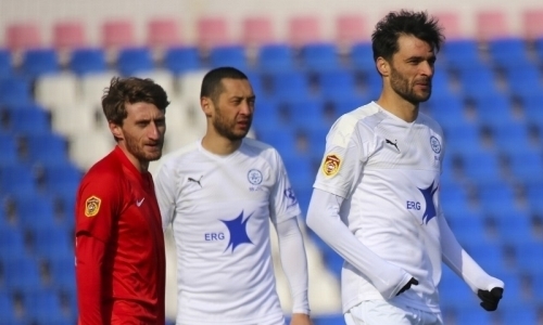 Должны ли клубы КПЛ платить зарплаты игрокам на период ЧП? Отвечает эксперт