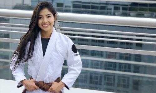 Восходящая звезда джиу-джитсу из Казахстана показала домашнюю тренировку в условиях карантина