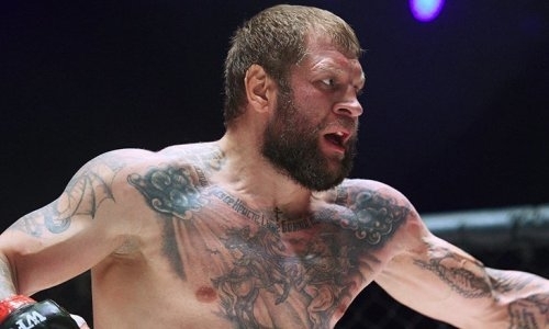 «Благими намерениями устлана дорога в ад». Российский боец высказался о неожиданном бое с Емельяненко