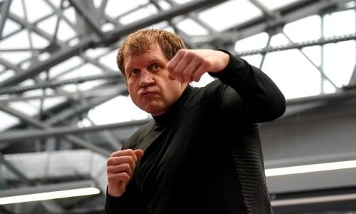 Александр Емельяненко сравнил Шлеменко со своим братом Федором