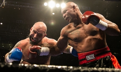 «Молитесь за меня». Экс-соперник Арреолы и Ортиса заразился коронавирусом