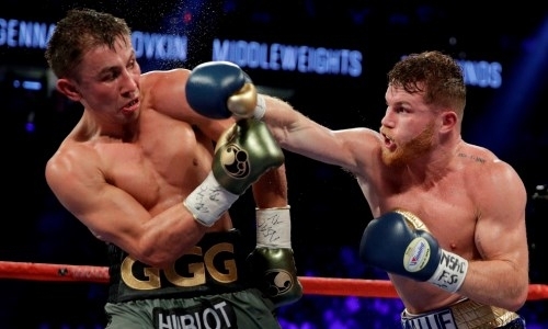 «Сильно пострадали». Головкину предсказали досрочную пенсию после трилогии с «Канело»