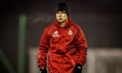 «В десять раз меньше». Представлены удивительные данные о зарплате игрока сборной Казахстана в европейском клубе