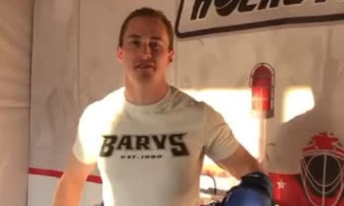 «Вот так я провожу свой отпуск». Дастин Бойд обратился к болельщикам «Барыса»