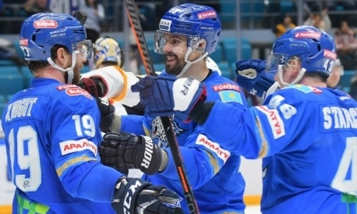 Нешуточная борьба. Кто из игроков «Барыса» лучший по шайбам в большинстве?