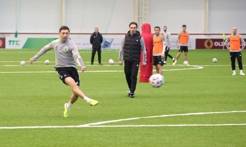 Фоторепортаж с предыгровой тренировки «Тобола» в Костанае