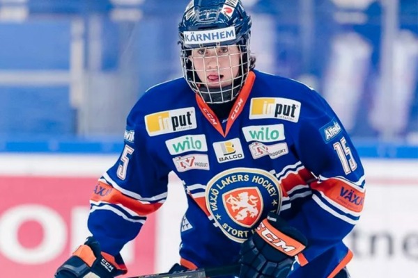 «Надеюсь сыграть на Олимпиаде и чемпионате Мира». Имеющий контракт с клубом НХЛ игрок рассказал о казахстанских корнях