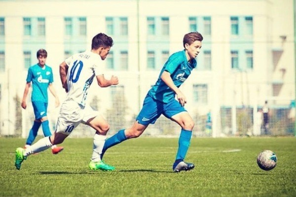 «Хочу добиваться высоких результатов». Родившийся в Казахстане игрок сборной России из «Зенита» о себе, земляках и перспективах Исламхана