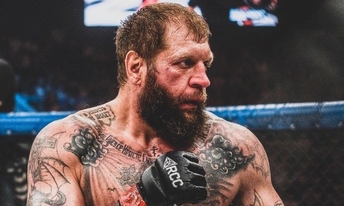 Александру Емельяненко предсказали два поражения. Его может спасти только одно