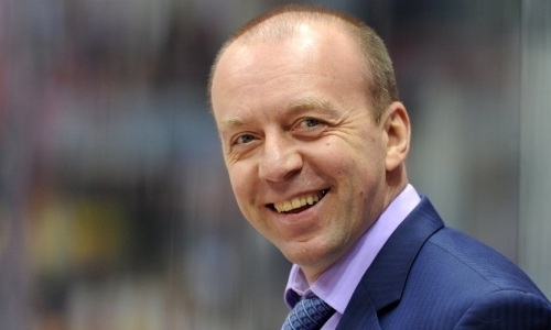 Появился жесткий троллинг ситуации вокруг нового контракта Скабелки с «Барысом». Смешное видео