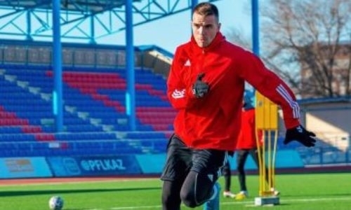 «Начали дезинфицировать с вертолетов». Форвард клуба КПЛ пугает Европу коронавирусом в Казахстане