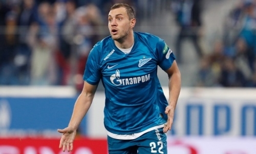 «Кто бы как к Хабибу ни относился». Артем Дзюба высказался про отсутствие флага России на боях Нурмагомедова