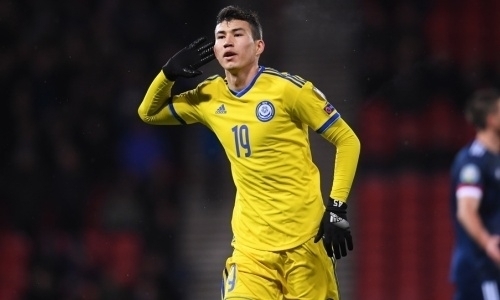 «Побольше ярких матчей». Клуб РПЛ поздравил футболиста сборной Казахстана