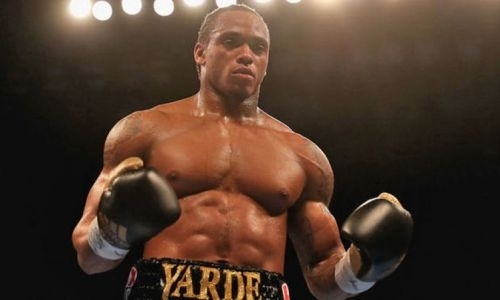 Соперник Ковалева по титульному бою вслед за отцом потерял из-за коронавируса бабушку