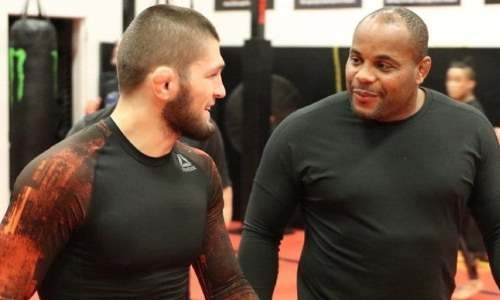 Кормье рассказал о разговоре с Хабибом перед объявлением UFC о его снятии с боя против Фергюсона