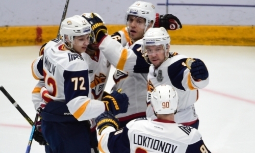 «Магнитка» объявила о серьезных изменениях в составе и тренерском штабе после поражения «Барысу» в плей-офф КХЛ