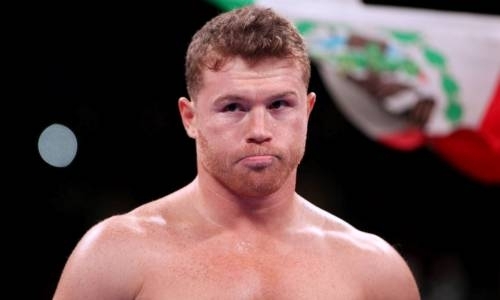 «Он всегда говорит нет». Назван боксер, которого боится «Канело»