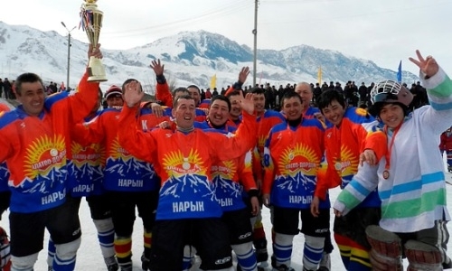 В чемпионате Казахстана по хоккею может появиться участник из еще одной страны