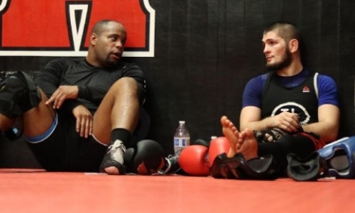 «Лишь сумасшедший откажется». Друг Хабиба Нурмагомедова решил стать президентом UFC