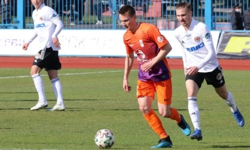 Клуб экс-тренера КПЛ впервые проиграл в европейском чемпионате, но остался на первом месте. Видео