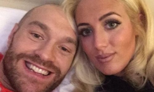 Фьюри с женой пригласили Джошуа и его подругу на спортивный онлайн-батл. Видео