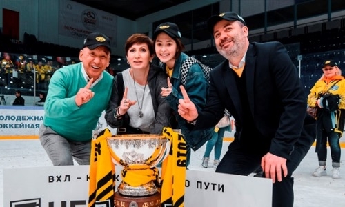 «Он не проиграл ни одного матча с „Адмиралом“». «Барыс» призвали дать шанс Тамбиеву