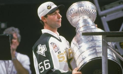 «Барыс» за пару часов остался без двукратного обладателя Кубка Стэнли