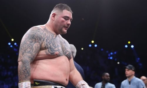 Наставник «Канело» вызвался тренировать обидчика Джошуа