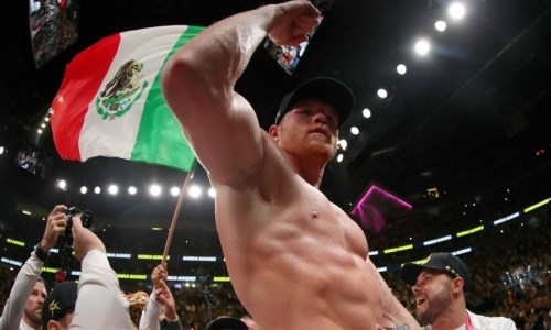 «Он хочет стать международной звездой». Стали известны новые планы «Канело» на ближайшие два года