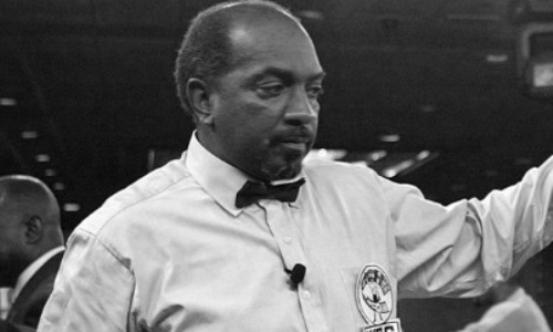 Рефери боя Головкина за титулы чемпиона мира умер от коронавируса