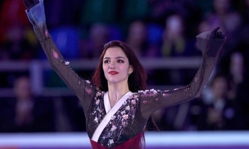 Популярная российская соперница Турсынбаевой в образе зайки спела песню на японском. Видео