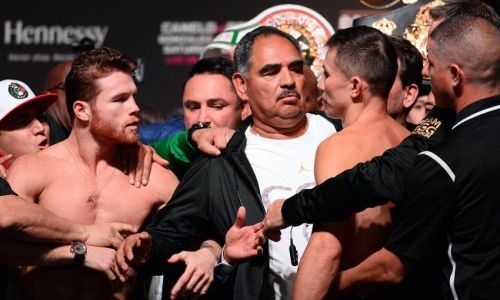 «Превосходит в силе». Экс-чемпион мира вынес вердикт по двум боям Головкин — «Канело» и высказался о третьем