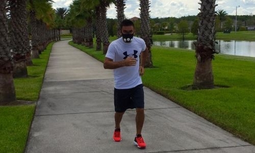 Казахстанский нокаутер продолжает тренировки в условиях пандемии