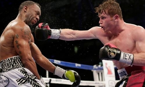 DAZN вспомнил историческую дату для «Канело» и показал видео его боя за два титула чемпиона мира