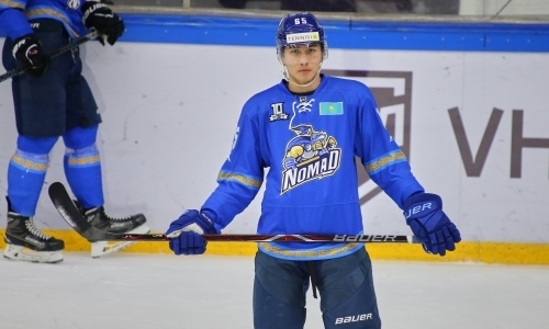 «Совершенно другой уровень». Известный казахстанский хоккеист стремится в основу «Барыса»