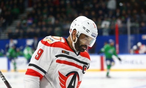 Кандидатуру форварда сборной Казахстана рассмотрели на замену ушедшему лидеру из клуба КХЛ