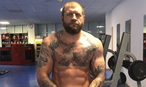 Хабиб или Тактаров? Емельяненко сказал, кто первый чемпион UFC из России