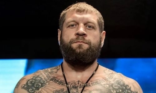 «Бегаю в магазин за гречкой». Емельяненко поделился своими тренировками в период карантина