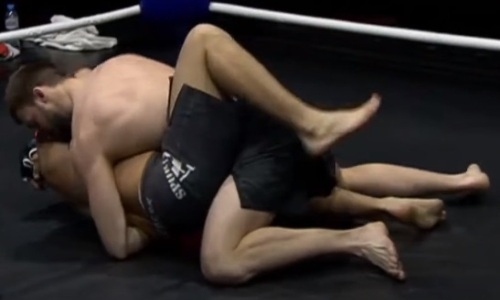 Белорус за две минуты «удосрочил» своего земляка на турнире M-1 Global. Видео