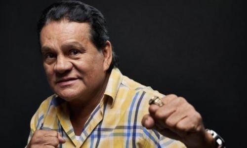 Легендарный Дюран показал, как нужно нокаутировать коронавирус. Видео