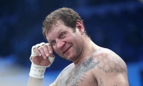 «Сам я не собираюсь опускаться на его уровень». Российский боец UFC поставил условие для боя с Емельяненко