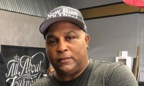 «Может, он устал от бокса». Уроженец Казахстана объяснил уход от тренера Алимханулы