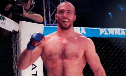 Видео боя во время пандемии, или Как дрался несостоявшийся соперник первого казахстанца в UFC