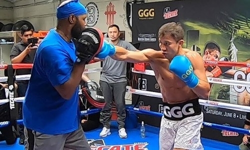 «Пока не смог». Головкина предостерегли от ошибки Владимира Кличко перед третьим боем с «Канело»