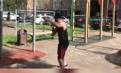 Двукратный вице-чемпион Казахстана продемонстрировал бой с тенью в рамках челленджа