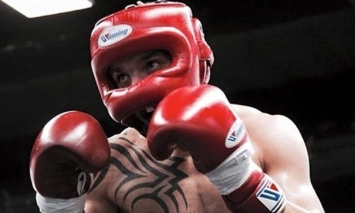 «Всем позитивного настроя». Поругавшийся с тренером Усика боксер удивил новым имиджем. Фото